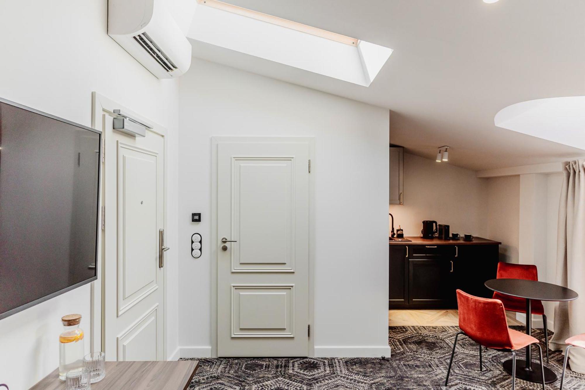 N33 Premium Apartments Old Town Krakow - Destigo Hotels Værelse billede